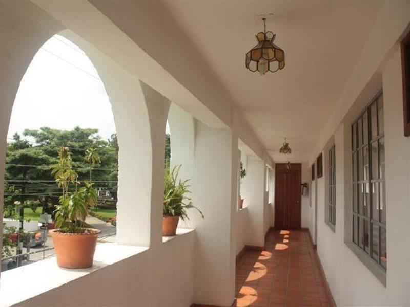 Готель Casa Shaguiba Crucecita  Екстер'єр фото